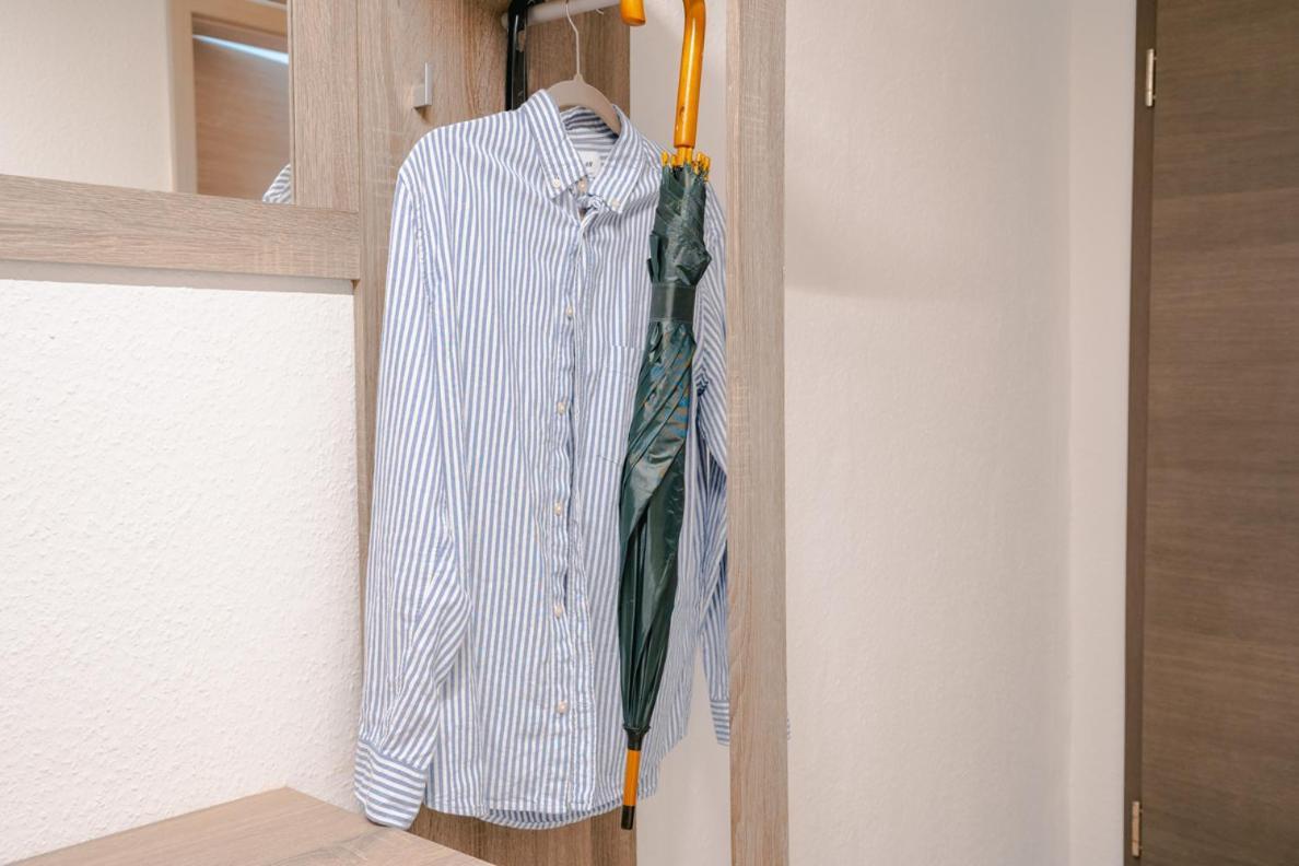 Ferienwohnung Laura In Gera Fuer Bis Zu 4 Personen - Neu Renoviert Exterior photo