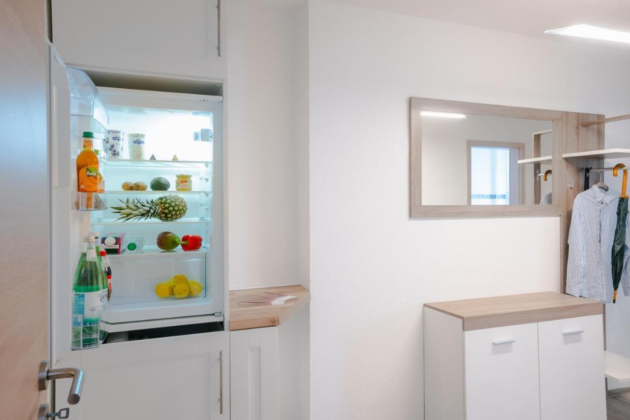 Ferienwohnung Laura In Gera Fuer Bis Zu 4 Personen - Neu Renoviert Exterior photo